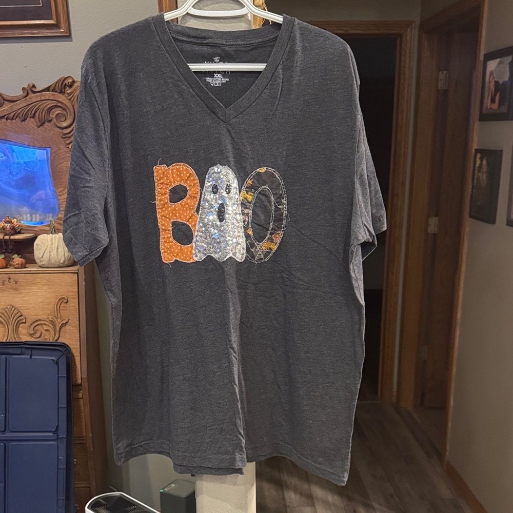 Gray V-Neck T-Shirt with Sequin 'BOO' Design